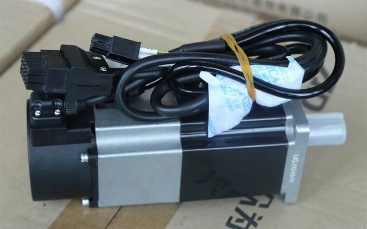 Servomoteur électrique CNC
